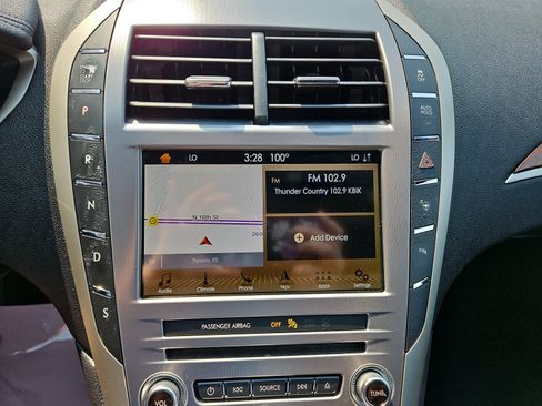 Used 2019 Lincoln MKZ Reserve AWD/4WD image 11