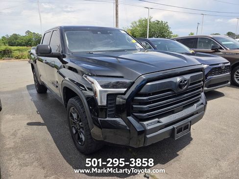 Used 2023 Toyota Tundra SR5 AWD/4WD image 2