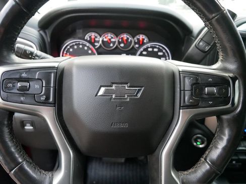 Used 2020 Chevrolet Silverado 1500 LT Trail Boss AWD/4WD image 17