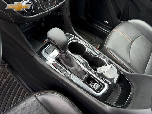 Used 2022 Chevrolet Equinox Premier image 16