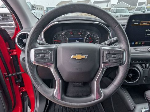 Used 2023 Chevrolet Blazer LT image 26