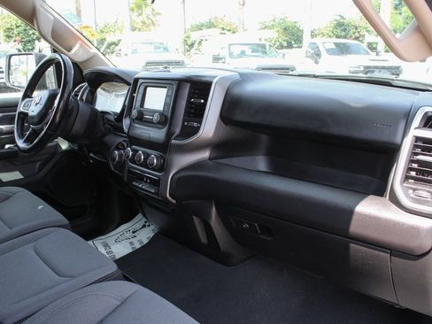 Used 2019 RAM 1500 Big Horn image 33
