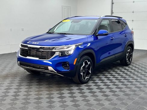 Used 2025 Kia Seltos S AWD/4WD image 11