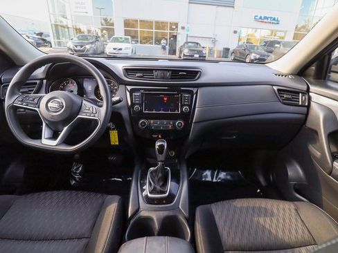 Used 2020 Nissan Rogue S image 51