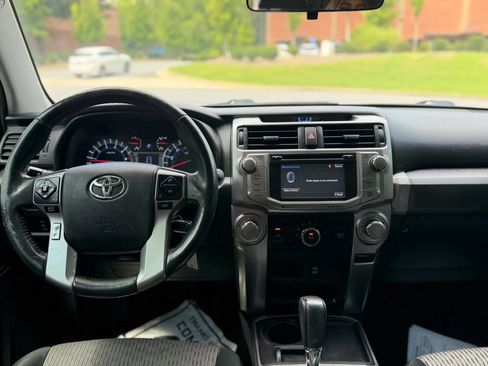 Used 2016 Toyota 4Runner SR5 RWD image 22