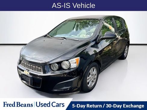 Used 2012 Chevrolet Sonic LS FWD image 2