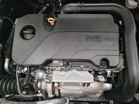 Used 2021 Chevrolet Malibu LT FWD image 30