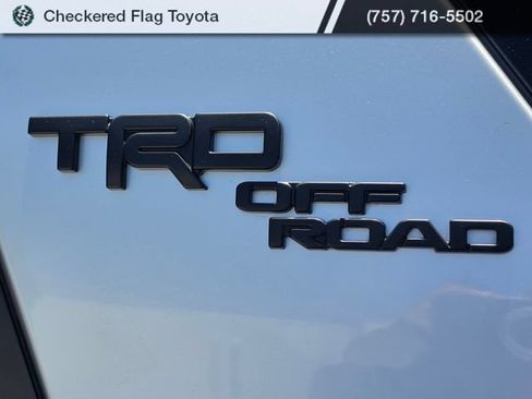 Used 2023 Toyota 4Runner TRD Off-Road Premium w/ Off Road Premium Plus Package AWD/4WD image 8