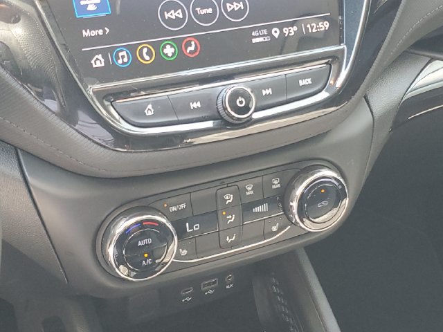 Used 2022 Chevrolet TrailBlazer LT w/ Convenience Package FWD image 14