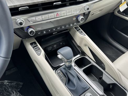 New 2025 Kia Telluride EX image 24