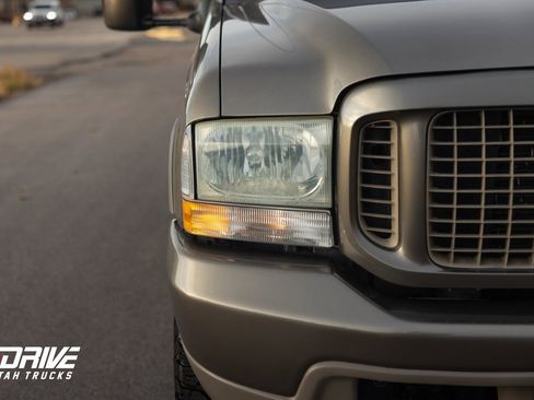 Used 2004 Ford Excursion Eddie Bauer image 6