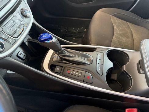 Used 2017 Chevrolet Volt LT FWD image 21