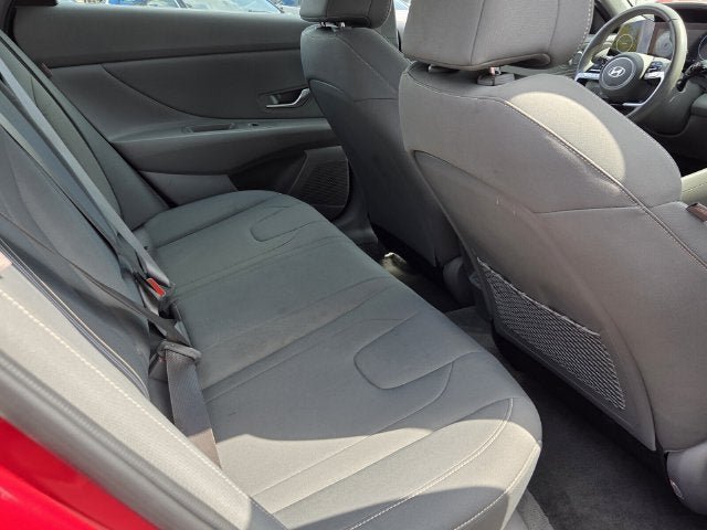 Used 2025 Hyundai Elantra SEL FWD image 14