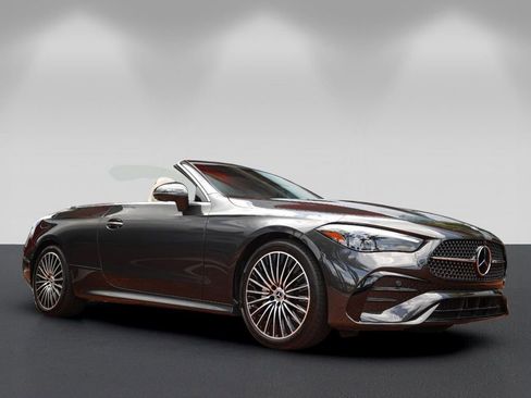 Used 2026 Mercedes-Benz CLE 300 4MATIC Cabriolet image 26