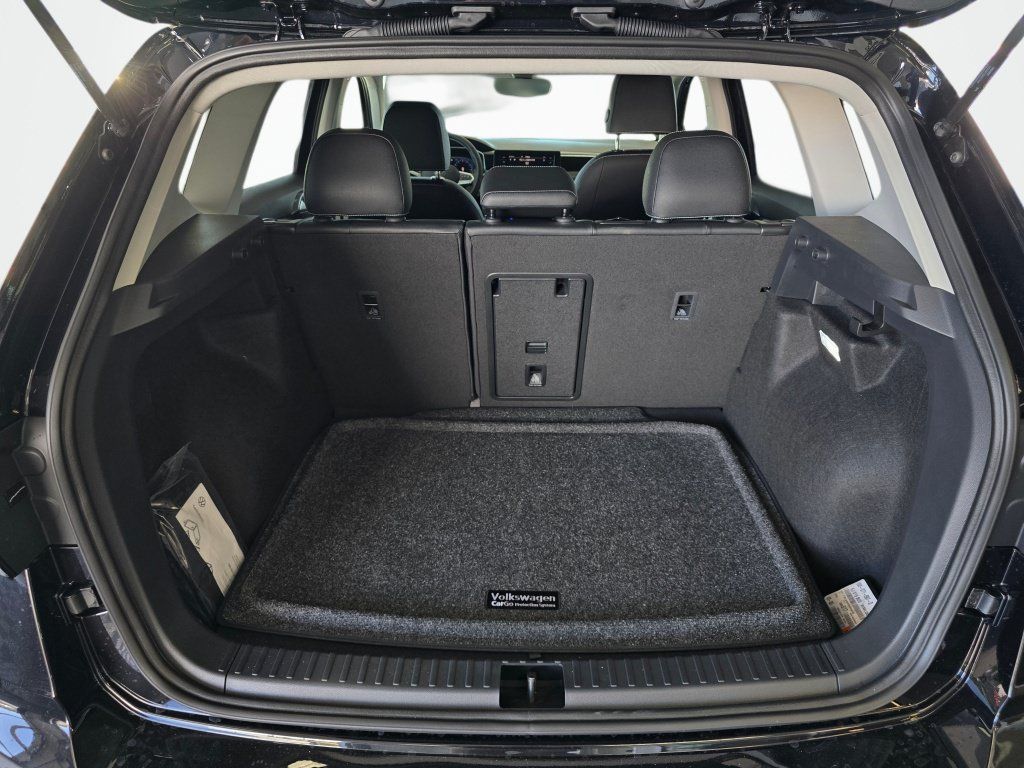 New 2026 Volkswagen Taos SEL AWD/4WD image 14