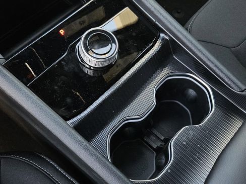 New 2026 Jeep Grand Cherokee L Laredo image 23