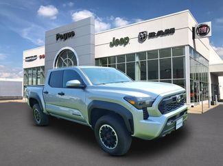 Used 2024 Toyota Tacoma TRD Off-Road AWD/4WD video 1
