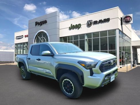 Used 2024 Toyota Tacoma TRD Off-Road AWD/4WD image 1