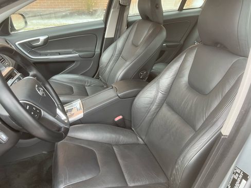 Used 2012 Volvo S60 T6 image 17