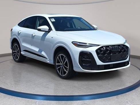 New 2026 Audi Q5 Premium Plus AWD/4WD image 3