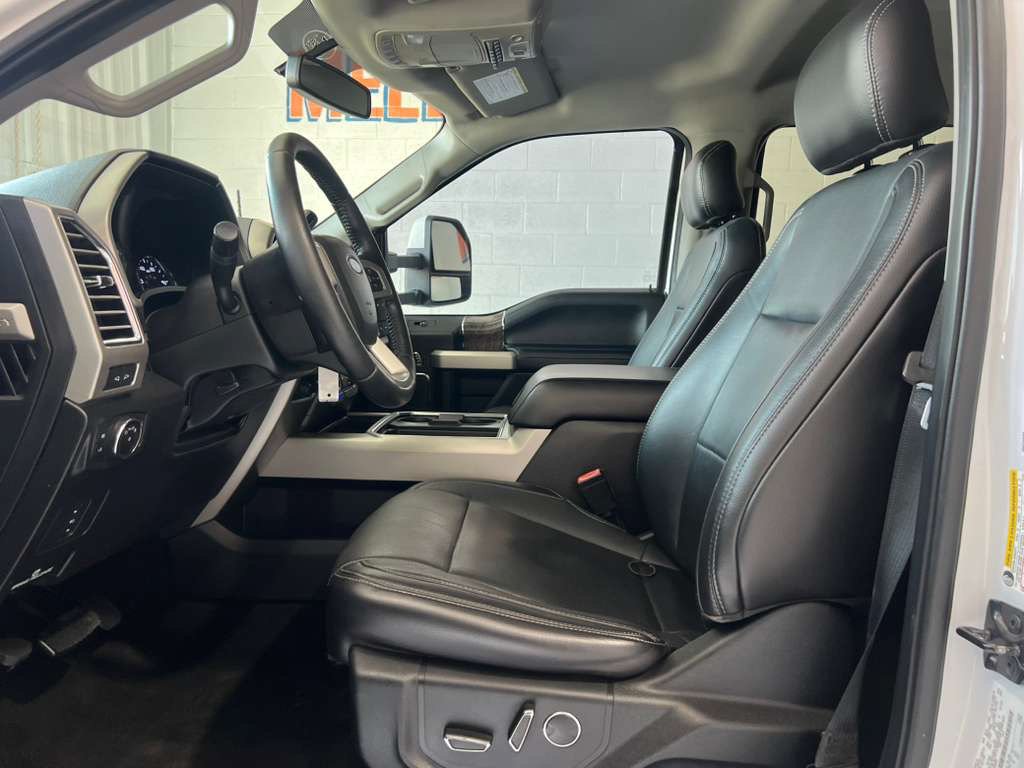 Used 2017 Ford F250 Lariat w/ Lariat Value Package AWD/4WD image 12