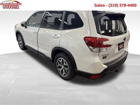 Used 2024 Subaru Forester Premium w/ POP Package 3 image 5