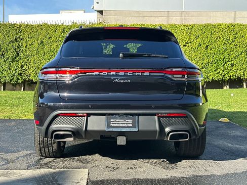 New 2026 Porsche Macan AWD/4WD image 7