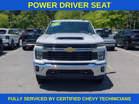 Used 2025 Chevrolet Silverado 2500 LT w/ Convenience Package AWD/4WD image 13
