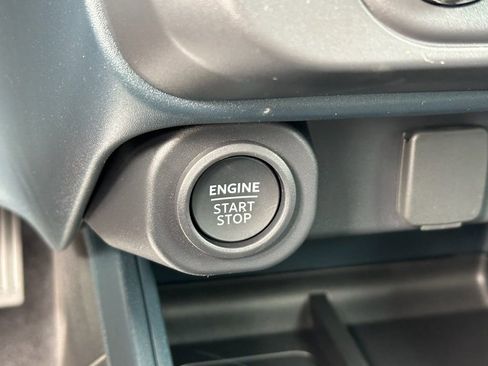 New 2025 Ford Maverick XLT w/ XLT Luxury Package image 11