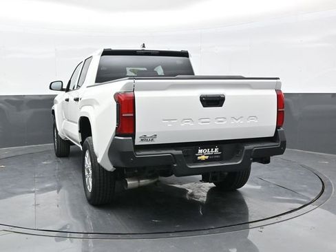 Used 2024 Toyota Tacoma SR w/ SR Upgrade Package image 5