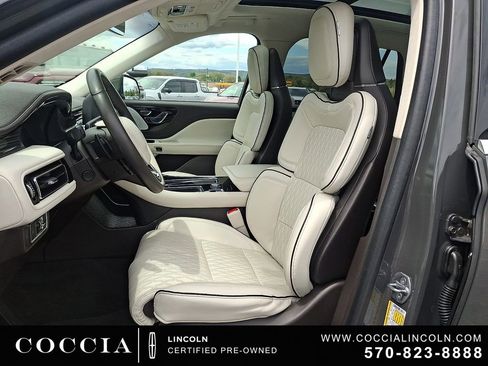 Certified 2023 Lincoln Aviator Black Label w/ Dynamic Handling Package AWD/4WD image 14