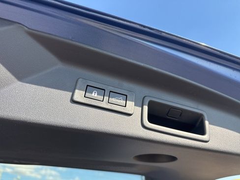 New 2026 Subaru Forester Premium image 33