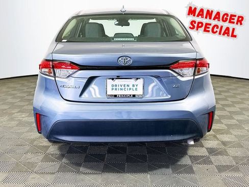 Used 2023 Toyota Corolla LE FWD image 7