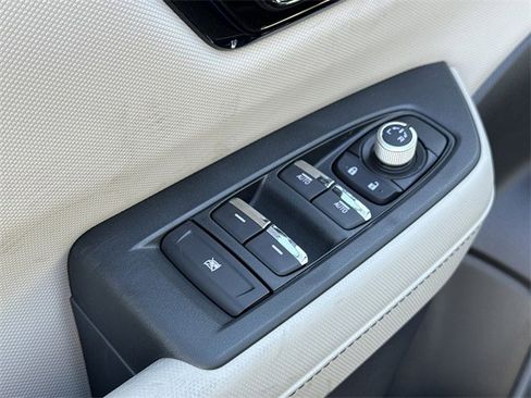 New 2025 Subaru Forester Limited image 25