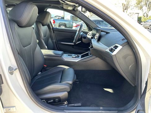Used 2025 BMW 330i xDrive Sedan image 19