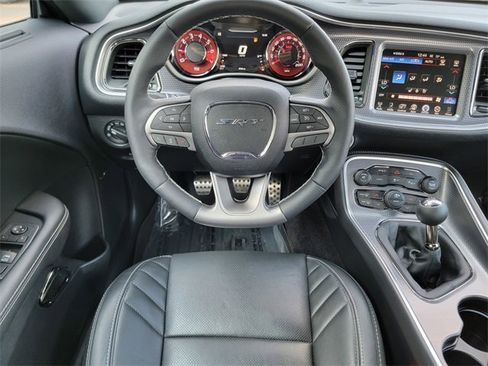 Used 2016 Dodge Challenger SRT Hellcat image 31