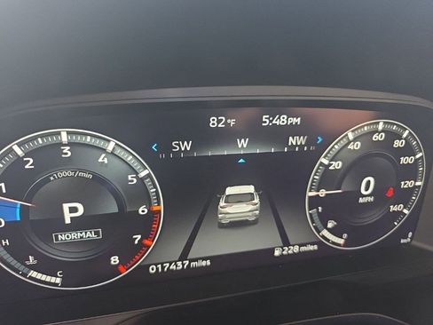 Used 2024 Mitsubishi Outlander SE Black Edition image 18