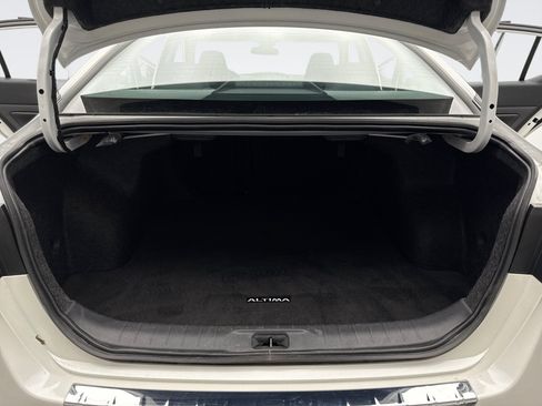 Used 2023 Nissan Altima 2.5 SV AWD/4WD image 21