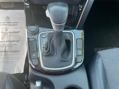 Used 2024 Kia Seltos S FWD image 20