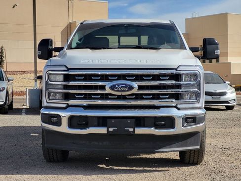 Used 2024 Ford F250 Lariat image 2