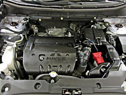 Used 2016 Mitsubishi Outlander Sport ES image 14