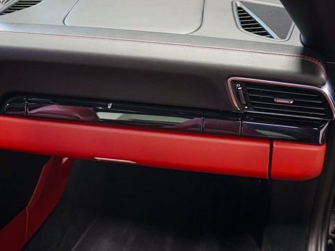 Used 2019 Porsche 911 Targa 4S image 49