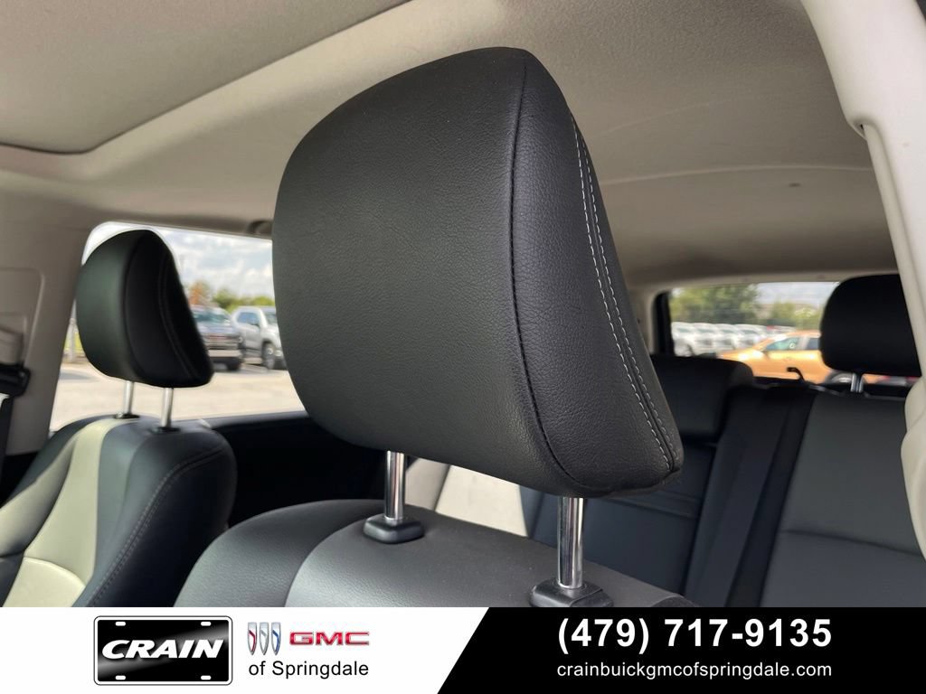 Used 2023 Toyota 4Runner SR5 Premium w/ Moonroof Package RWD image 22