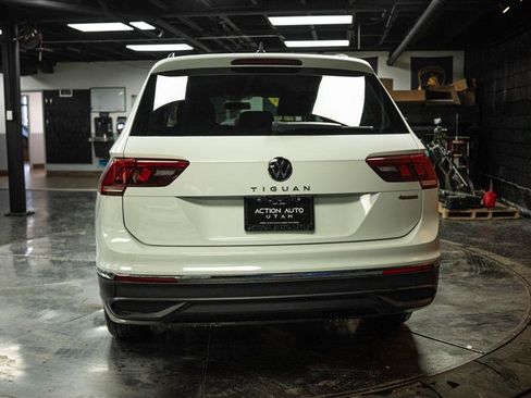 Used 2022 Volkswagen Tiguan S image 6