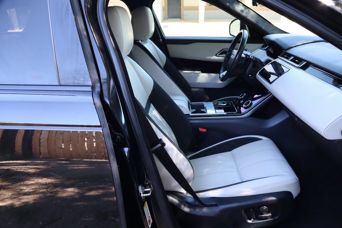 Used 2020 Land Rover Range Rover Velar S AWD/4WD image 22