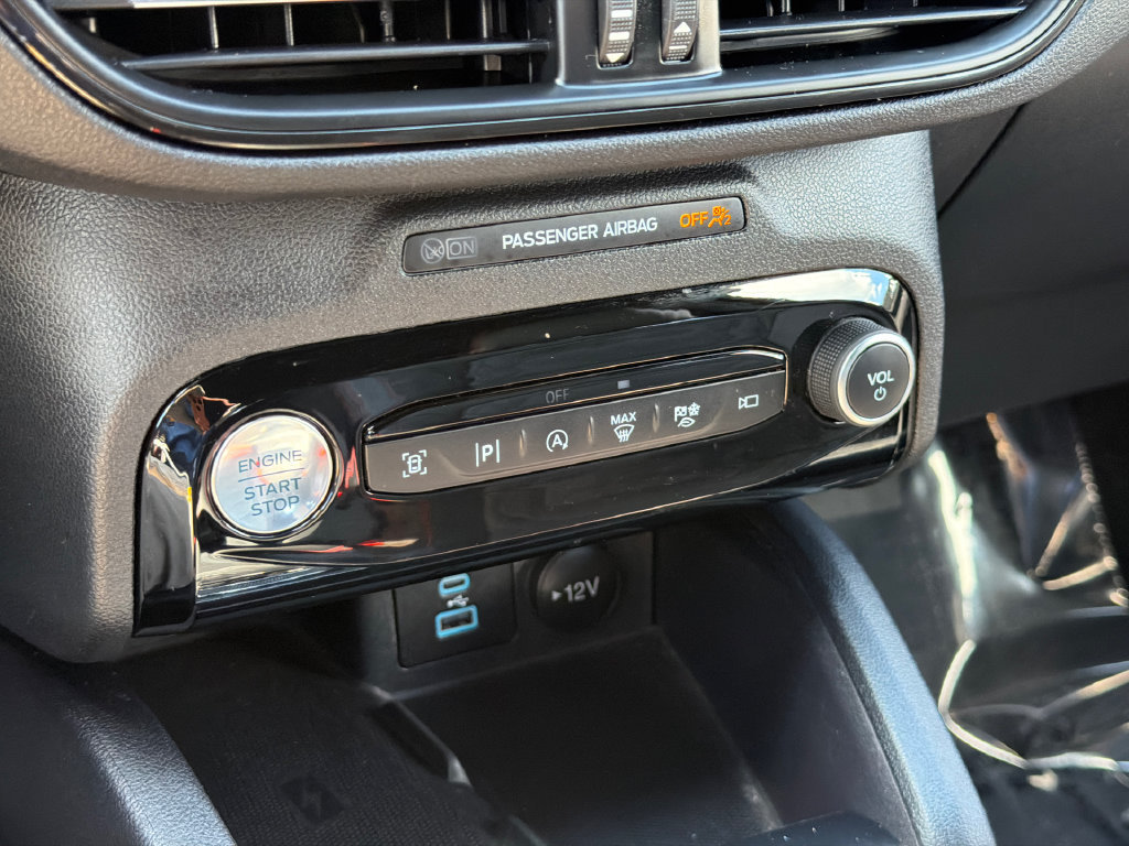 Used 2023 Ford Escape ST-Line Elite w/ Premium Technology Package AWD/4WD image 30