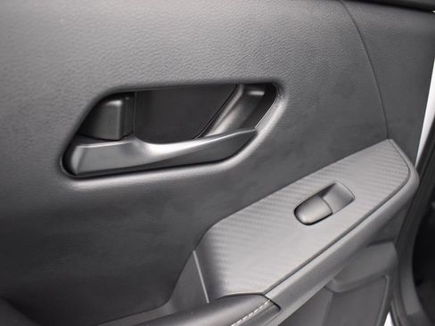 Used 2025 Nissan Sentra S image 15