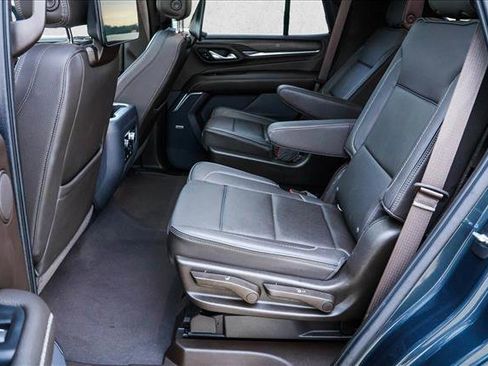 Used 2021 GMC Yukon Denali w/ Denali Ultimate Package image 23