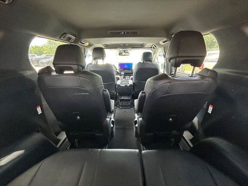Certified 2025 Toyota Sienna XSE w/ XSE Premium Package AWD/4WD image 17