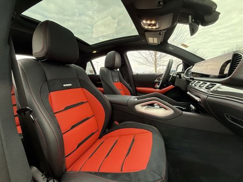 Used 2025 Mercedes-Benz GLE 53 AMG 4MATIC Coupe image 18